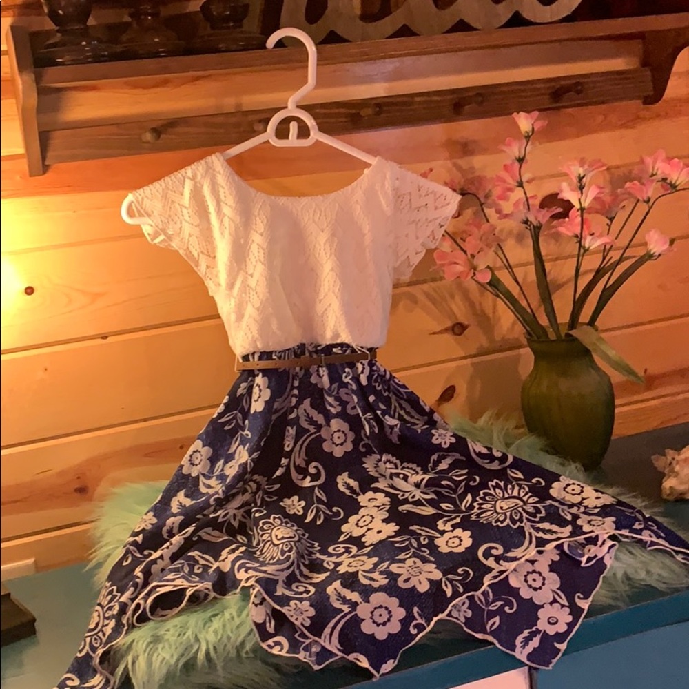 Girls belted floral dress